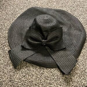 Black Besty Johnson straw hat with large bow